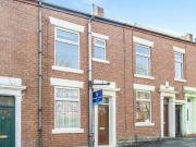 2 bedroom terraced house for rent in Congress Street...