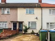 2 bedroom terraced house for rent in Crossbrook Road,...