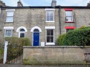 2 bedroom terraced house for rent in Edinburgh Road,...