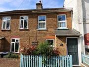 2 Bedroom Terraced House For Rent In Farnham, Surrey