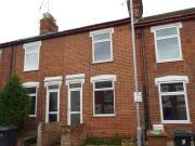 2 bedroom terraced house for rent in Finchley Road...