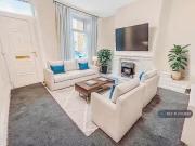 2 bedroom terraced house for rent in Fraser Street,...