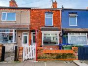 2 bedroom terraced house for rent in Freeston Street,...