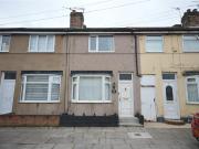 2 bedroom terraced house for rent in Glamis Road,...