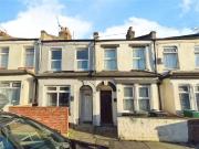 2 bedroom terraced house for rent in Gordon Road,...