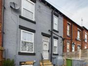 2 Bedroom Terraced House For Rent In Harehills, Leeds