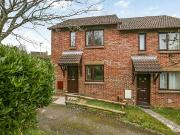 2 bedroom terraced house for rent in Harvest Close,...
