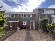 2 bedroom terraced house for rent in Hawthorn Road,...