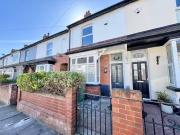 2 bedroom terraced house for rent in Hey Street,...