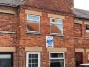 2 bedroom terraced house for rent in High Street Corby...