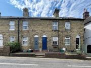 2 bedroom terraced house for rent in High Street, East...