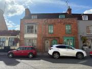 2 bedroom terraced house for rent in High Street, Stony...