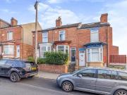 2 bedroom terraced house for rent in Hinde House Lane,...