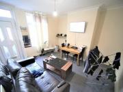 2 Bedroom Terraced House For Rent In Hyde Park