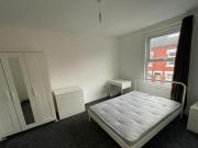 2 Bedroom Terraced House For Rent In Hyde Park