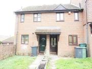 2 bedroom terraced house for rent in Kings Meadow RG25
