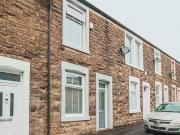 2 bedroom terraced house for rent in Lodge Street,...