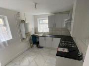 2 Bedroom Terraced House For Rent In London