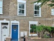 2 Bedroom Terraced House For Rent In London