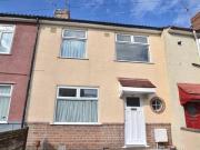 2 bedroom terraced house for rent in Mansfield Street...