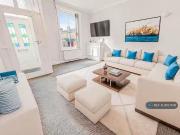 2 bedroom terraced house for rent in Maurice Street,...