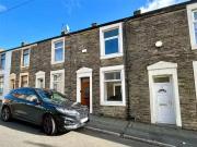 2 bedroom terraced house for rent in Meadow Street,...