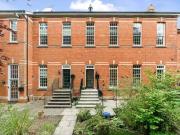 2 bedroom terraced house for rent in Old Garden Court,...