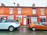 2 bedroom terraced house for rent in Ollier Avenue,...