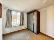 2 bedroom terraced house for rent in Oxford Road,...