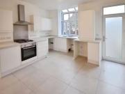 2 bedroom terraced house for rent in Percy Street,...
