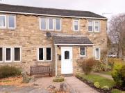 2 bedroom terraced house for rent in Piece Fields...