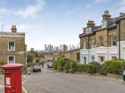 2 bedroom terraced house for rent in Point Hill,...