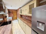 2 bedroom terraced house for rent in Ramsden Road,...