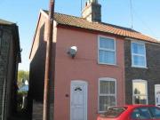2 bedroom terraced house for rent in Regent Street...