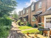 2 bedroom terraced house for rent in Ripon Way, St...