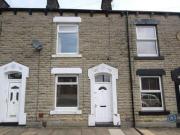 2 bedroom terraced house for rent in Siddal Street Shaw...