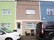 2 bedroom terraced house for rent in Sion Road...