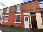 2 bedroom terraced house for rent in Slater Street,...