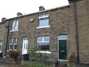 2 bedroom terraced house for rent in South View Cross...