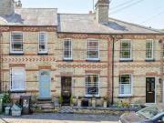 2 bedroom terraced house for rent in Thornton Street,...