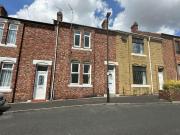 2 bedroom terraced house for rent in Westmacott Street,...