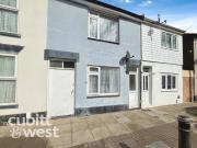 2 bedroom terraced house for rent in Winchester Road...