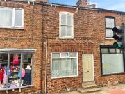 2 bedroom terraced house for sale