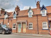 2 bedroom terraced house for sale