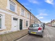 2 bedroom terraced house for sale
