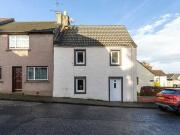 2 bedroom terraced house for sale in 71 Main Street...