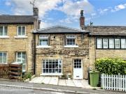 2 bedroom terraced house for sale in Almondbury Bank,...