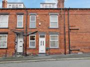 2 bedroom terraced house for sale in Bangor Street,...