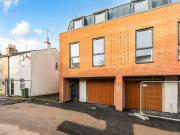 2 bedroom terraced house for sale in Beckingsale Court,...