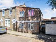2 Bedroom Terraced House For Sale In Bedford